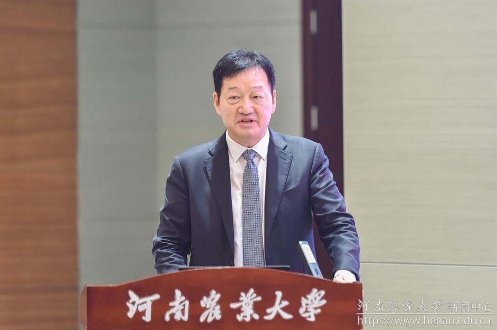 5 牧原食品股份有限公司董事长秦英林 (2).jpg