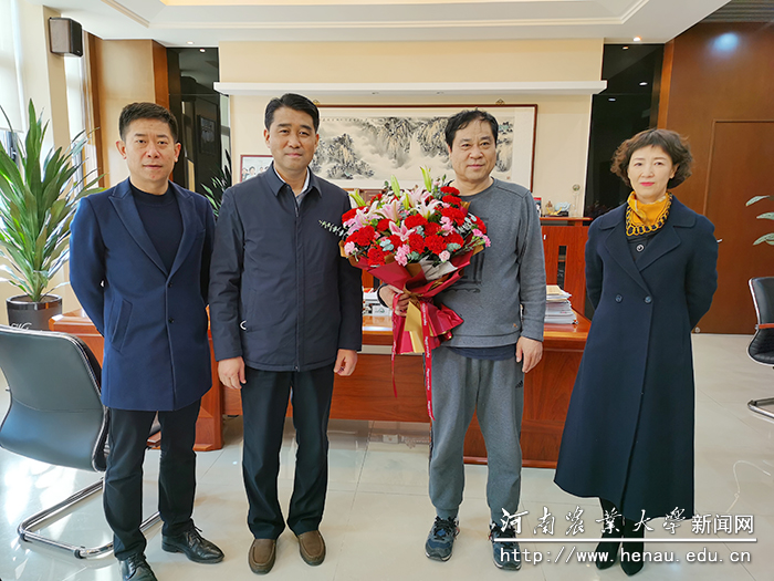 省科技厅副厅长刘保民一行看望慰问校长、中国工程院院士张改平