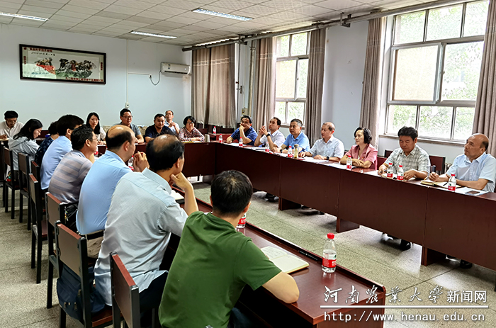 校长介晓磊、副校长尹新明到食品科学技术学院调研工作