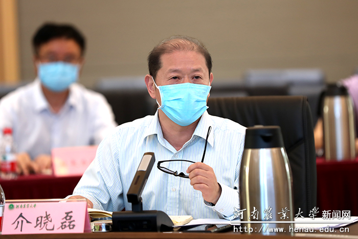 校长介晓磊讲话