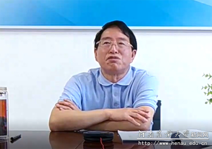 科学技术部中国农村技术开发中心主任邓小明作专题报告