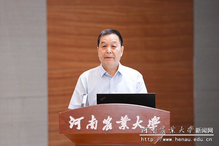 省人力资源和社会保障厅二级巡视员孙银正致辞