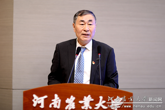 省科学技术厅副厅长夏培臣主持会议 省科学技术厅副厅长夏培臣主持会议